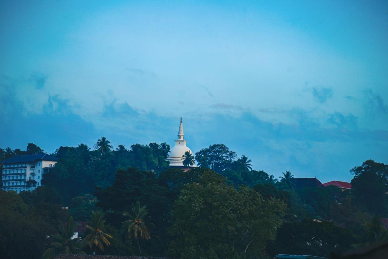 Kandy Tower Inn Exterior foto