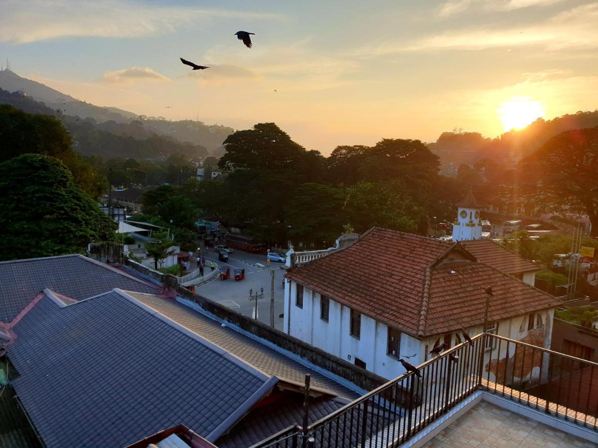 Kandy Tower Inn Exterior foto