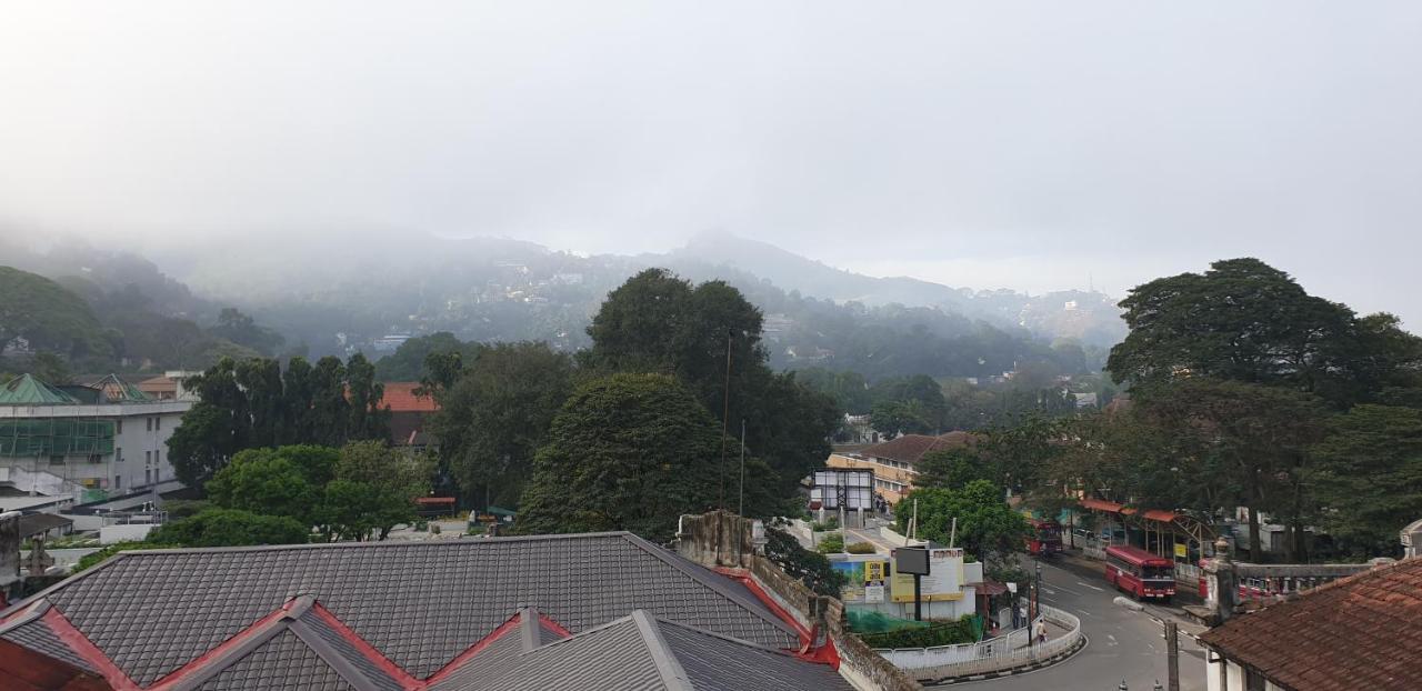 Kandy Tower Inn Exterior foto