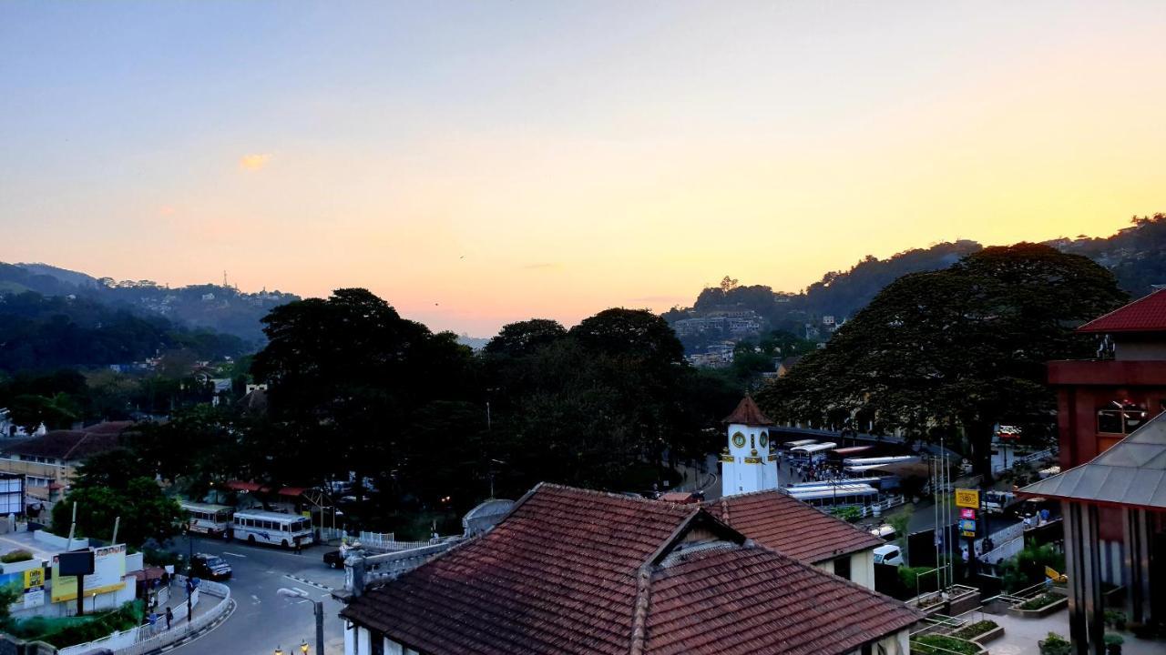 Kandy Tower Inn Exterior foto