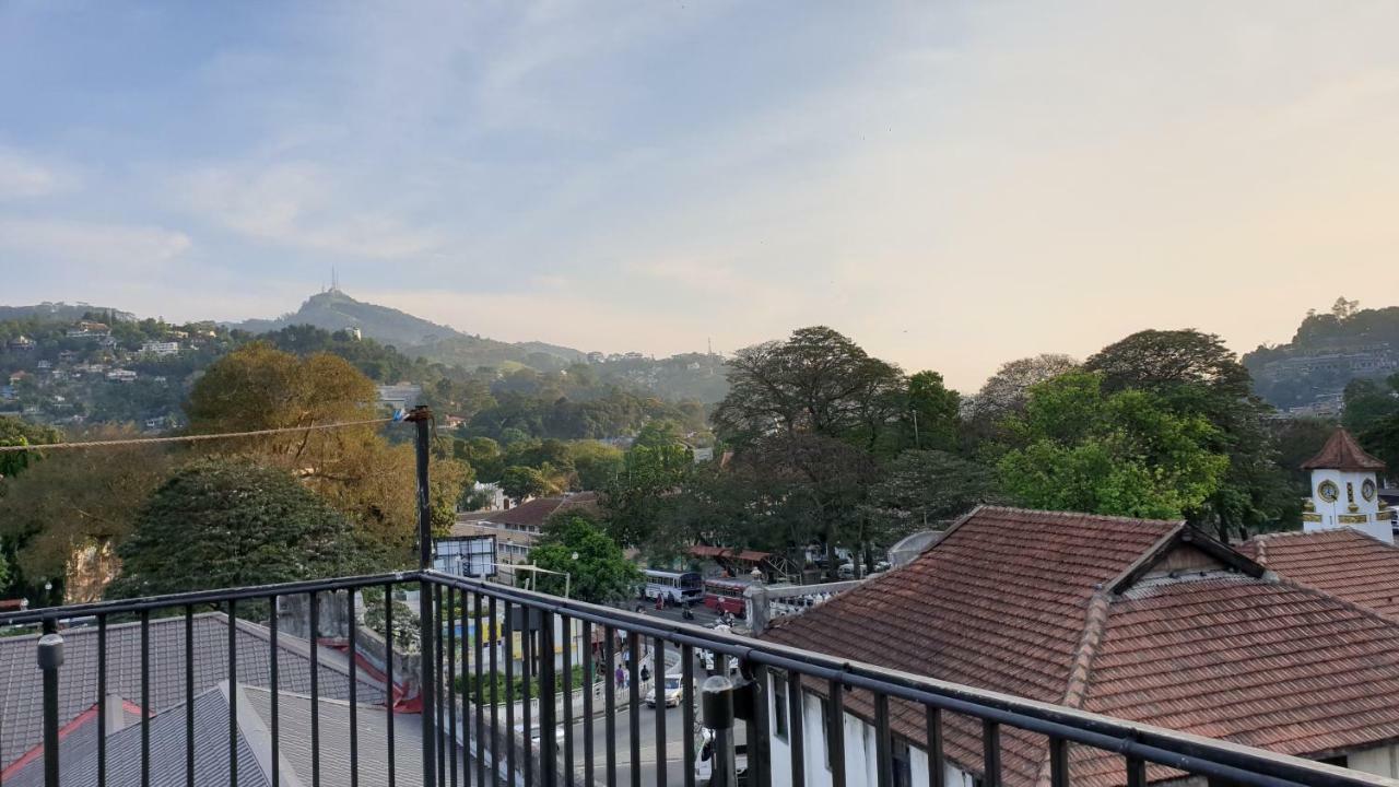 Kandy Tower Inn Exterior foto